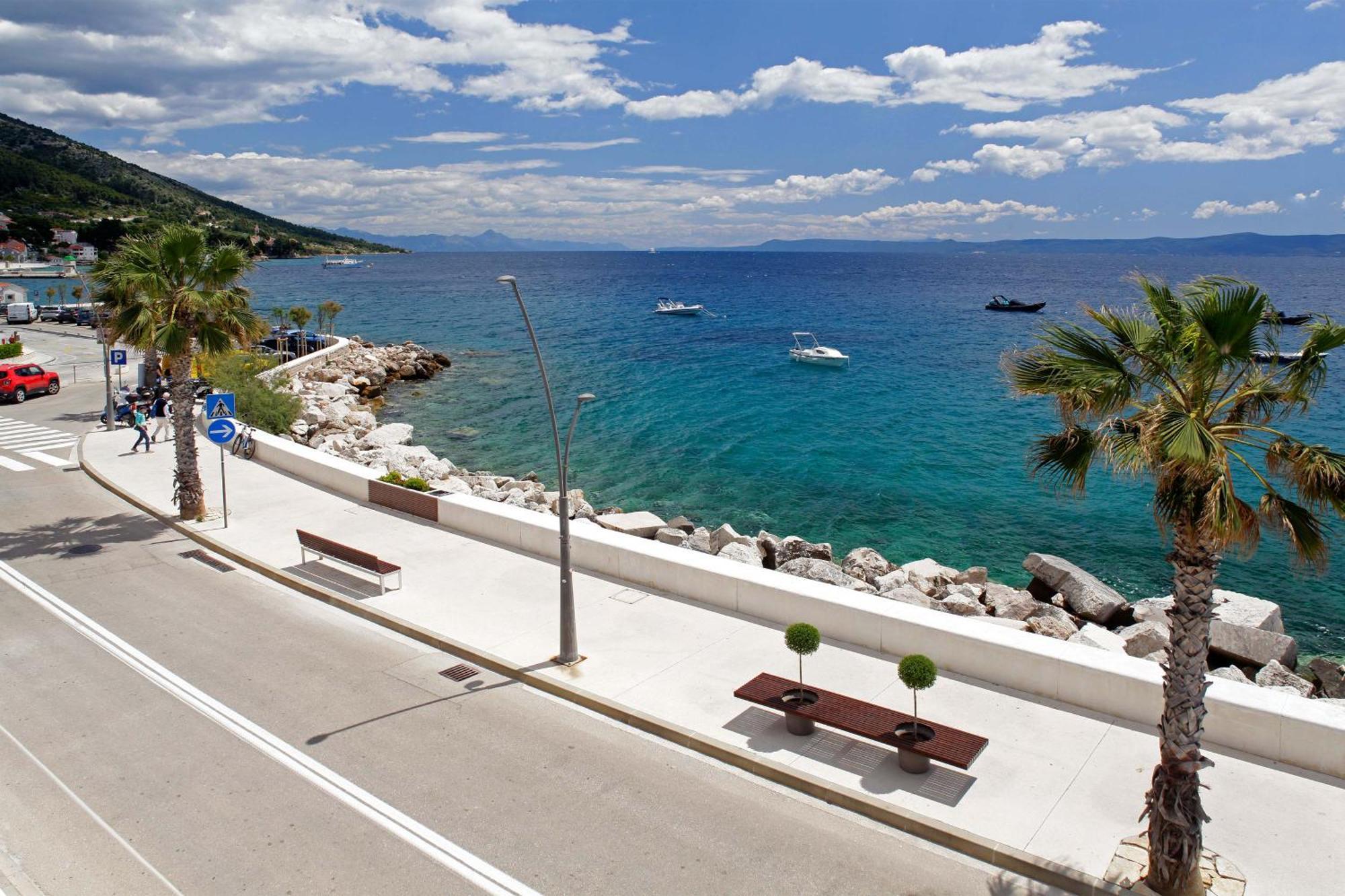 Amazing Waterfront Apartments Μπολ Εξωτερικό φωτογραφία