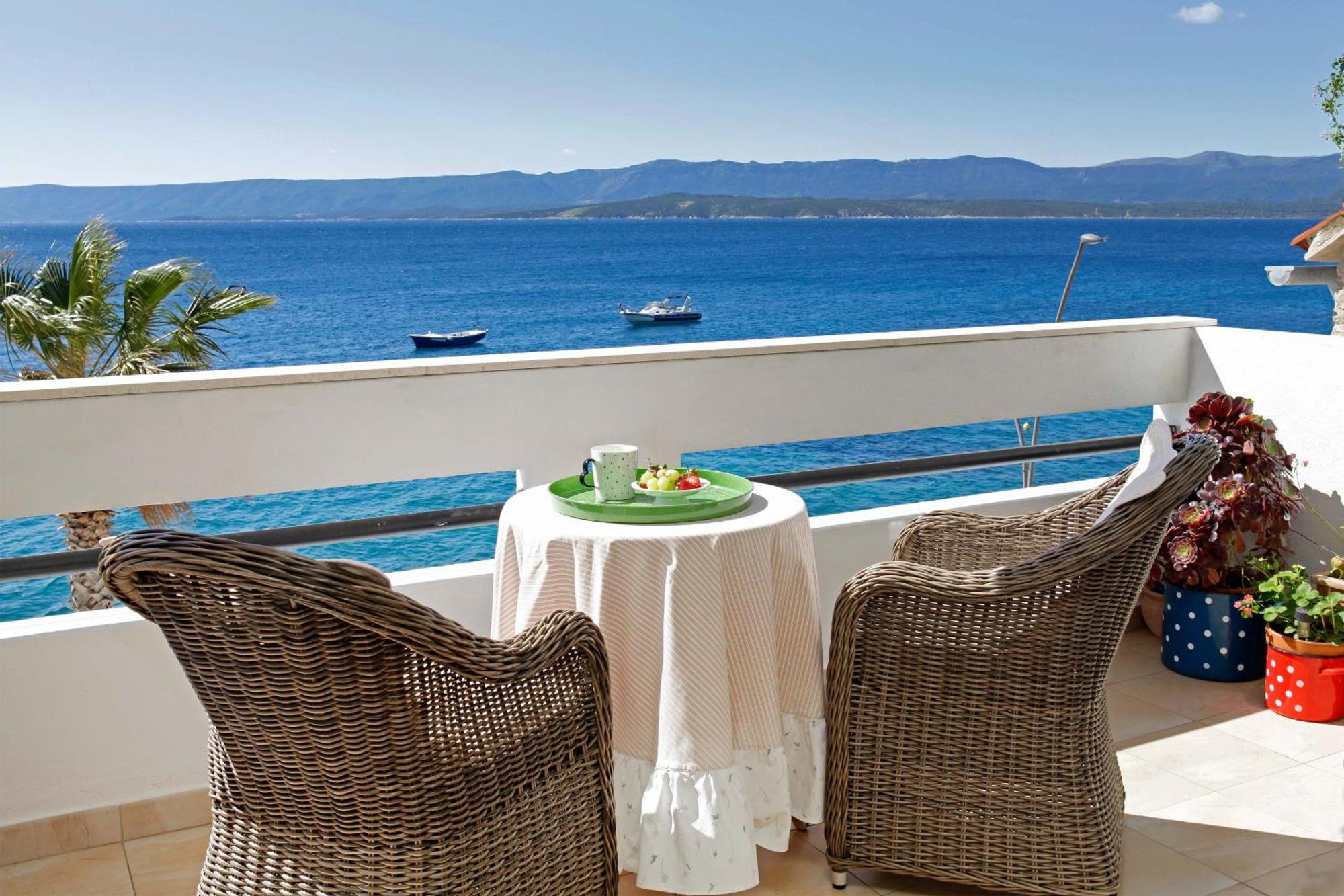 Amazing Waterfront Apartments Μπολ Εξωτερικό φωτογραφία
