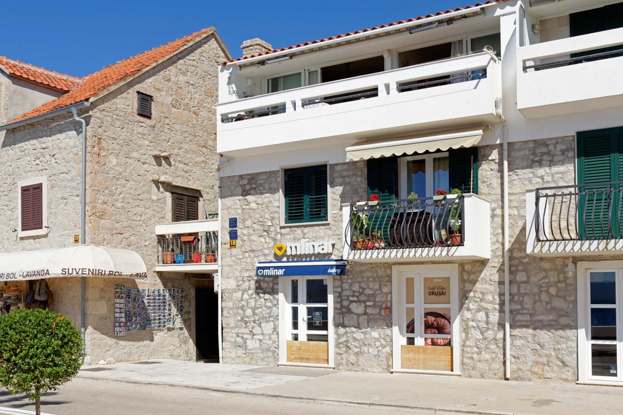 Amazing Waterfront Apartments Μπολ Εξωτερικό φωτογραφία