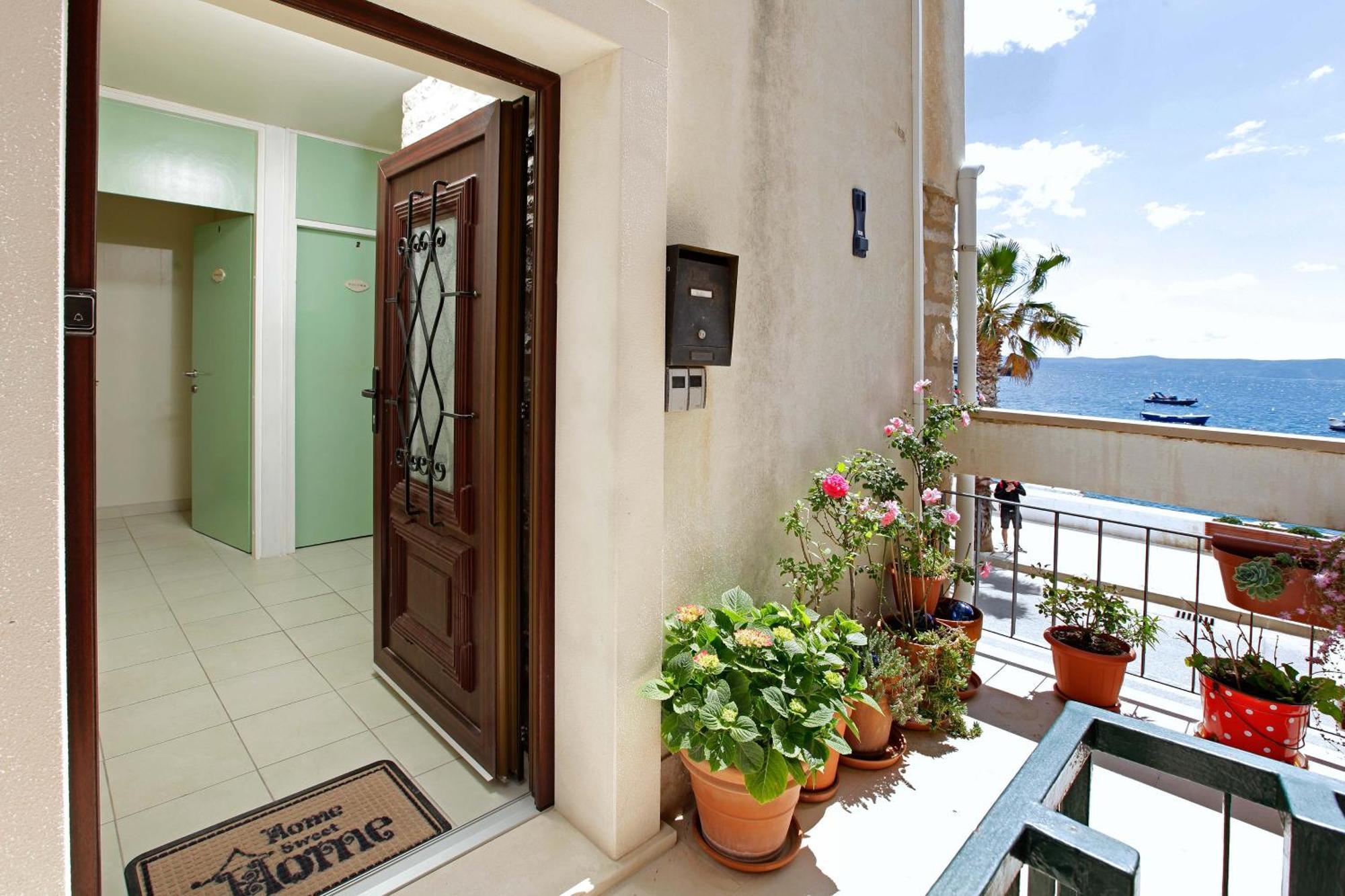 Amazing Waterfront Apartments Μπολ Εξωτερικό φωτογραφία