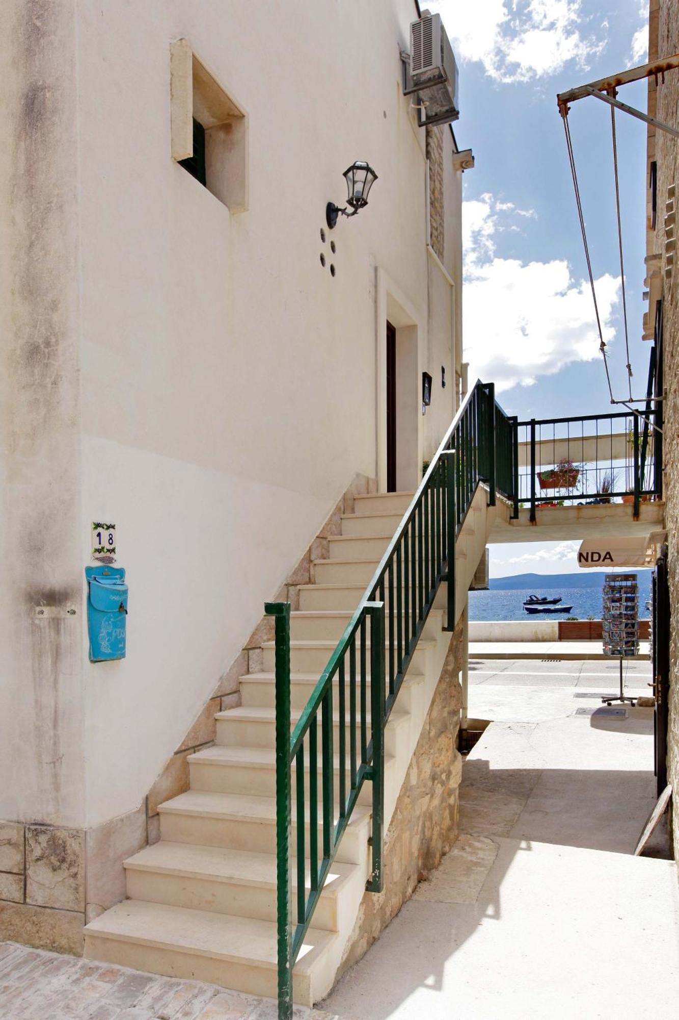 Amazing Waterfront Apartments Μπολ Εξωτερικό φωτογραφία