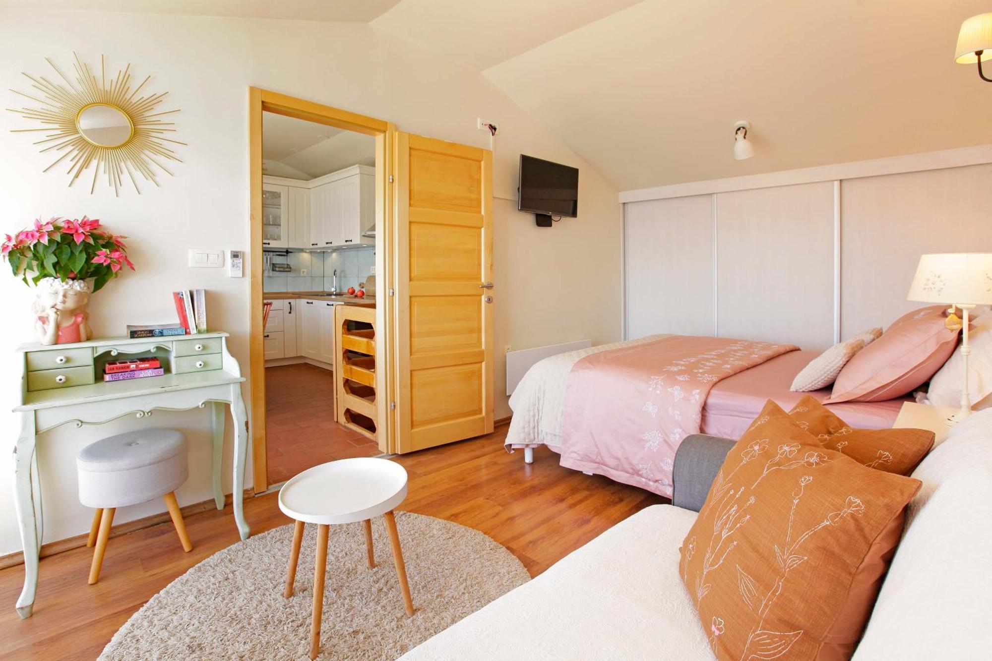 Amazing Waterfront Apartments Μπολ Εξωτερικό φωτογραφία