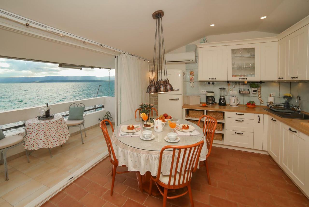 Amazing Waterfront Apartments Μπολ Εξωτερικό φωτογραφία