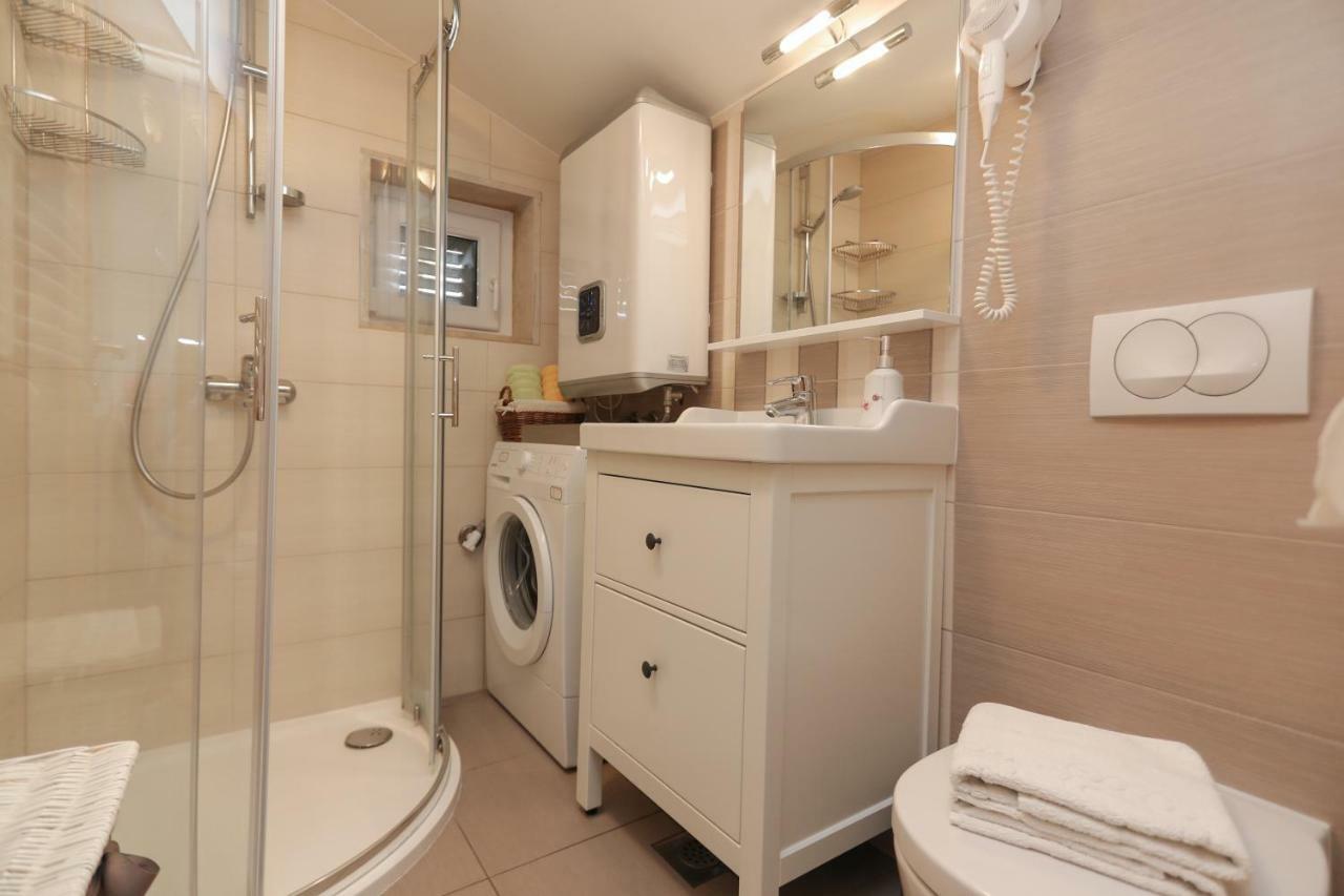 Amazing Waterfront Apartments Μπολ Εξωτερικό φωτογραφία
